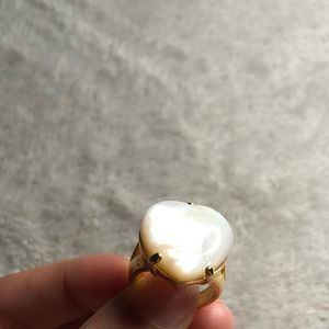 I am selling this ring!!